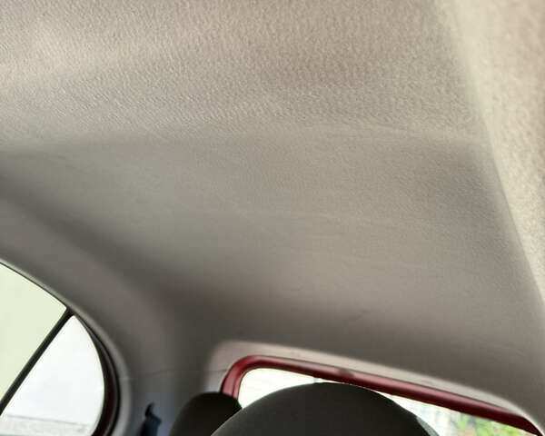 Червоний Ніссан Мікра, об'ємом двигуна 1.6 л та пробігом 50 тис. км за 7999 $, фото 20 на Automoto.ua