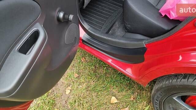 Красный Ниссан Микра, объемом двигателя 1.2 л и пробегом 49 тыс. км за 9400 $, фото 13 на Automoto.ua