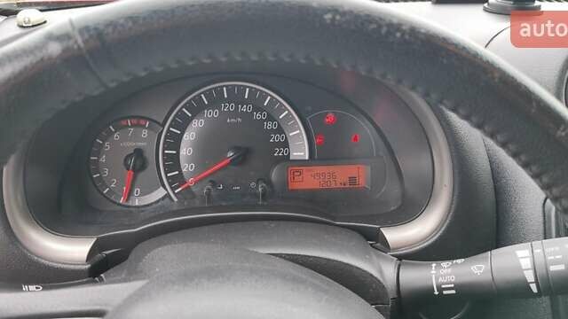 Красный Ниссан Микра, объемом двигателя 1.2 л и пробегом 49 тыс. км за 9400 $, фото 17 на Automoto.ua