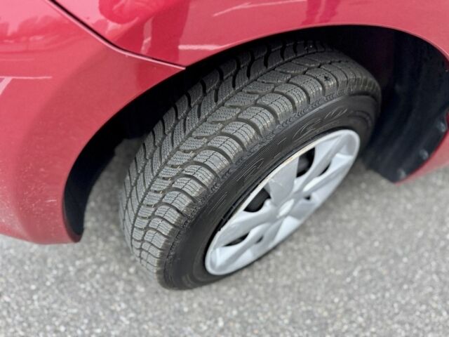 Красный Ниссан Микра, объемом двигателя 1.2 л и пробегом 118 тыс. км за 8900 $, фото 6 на Automoto.ua