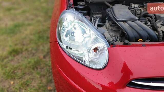 Красный Ниссан Микра, объемом двигателя 1.2 л и пробегом 49 тыс. км за 9400 $, фото 25 на Automoto.ua