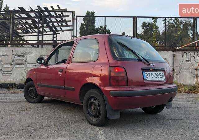 Ниссан Микра, объемом двигателя 1 л и пробегом 242 тыс. км за 1200 $, фото 5 на Automoto.ua