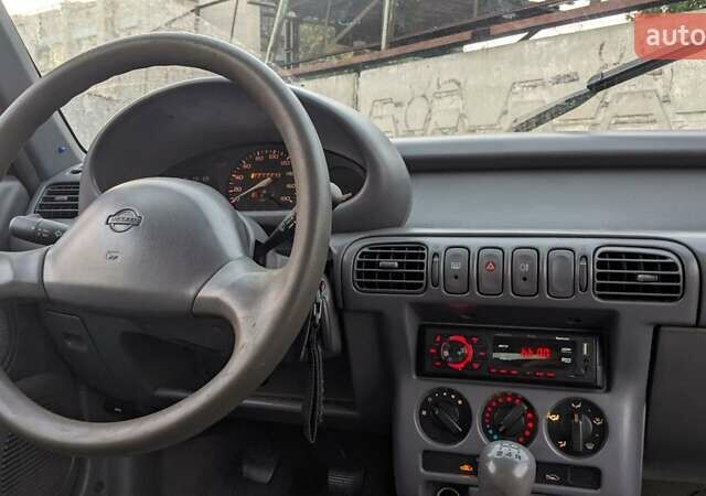 Ниссан Микра, объемом двигателя 1 л и пробегом 242 тыс. км за 1200 $, фото 10 на Automoto.ua