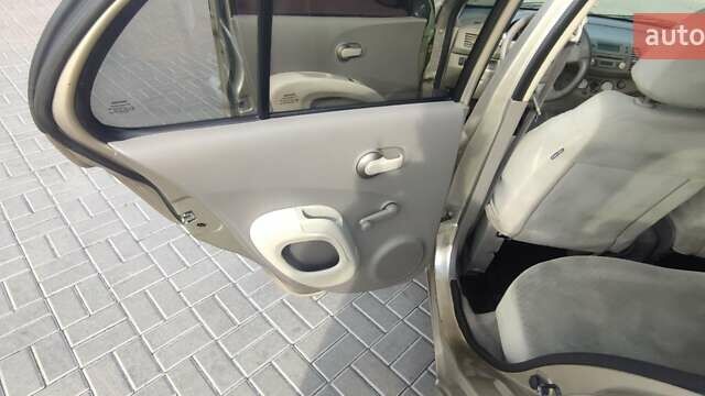 Ниссан Микра, объемом двигателя 1.4 л и пробегом 178 тыс. км за 4500 $, фото 12 на Automoto.ua