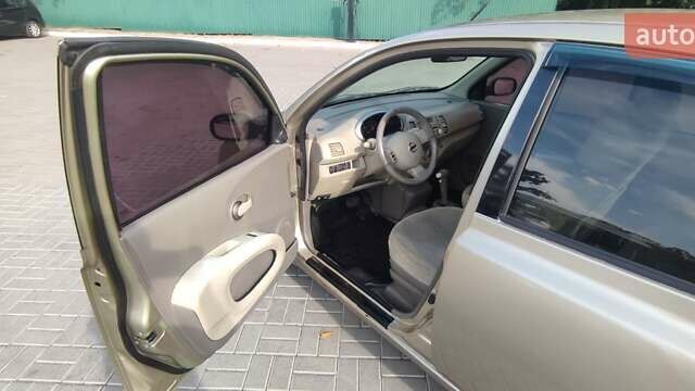 Ниссан Микра, объемом двигателя 1.4 л и пробегом 178 тыс. км за 4500 $, фото 9 на Automoto.ua