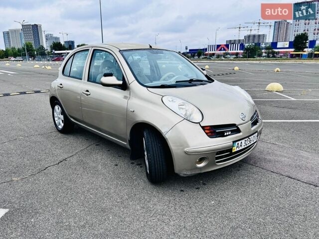Желтый Ниссан Микра, объемом двигателя 1.2 л и пробегом 265 тыс. км за 3700 $, фото 2 на Automoto.ua