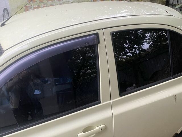 Жовтий Ніссан Мікра, об'ємом двигуна 1.39 л та пробігом 3 тис. км за 3800 $, фото 8 на Automoto.ua