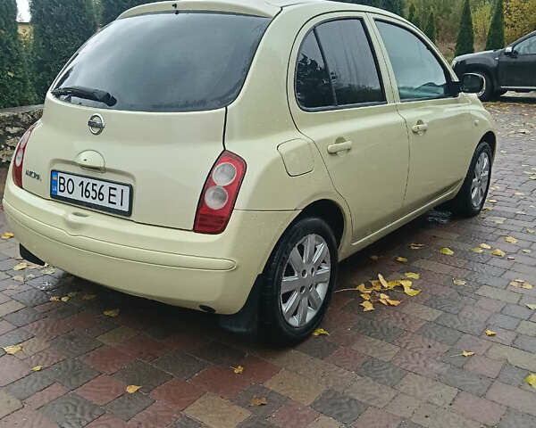 Жовтий Ніссан Мікра, об'ємом двигуна 1.39 л та пробігом 190 тис. км за 5300 $, фото 1 на Automoto.ua