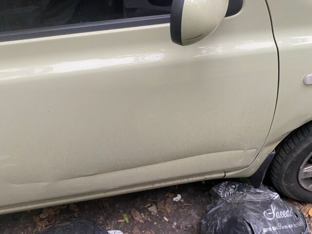 Жовтий Ніссан Мікра, об'ємом двигуна 1.39 л та пробігом 3 тис. км за 3800 $, фото 5 на Automoto.ua