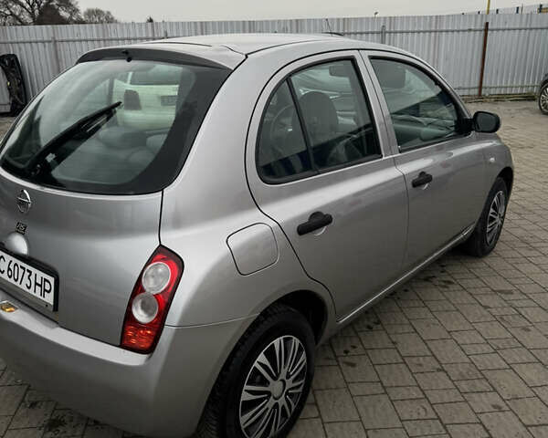 Серый Ниссан Микра, объемом двигателя 1.24 л и пробегом 228 тыс. км за 3400 $, фото 6 на Automoto.ua