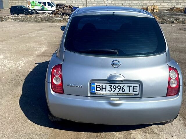 Сірий Ніссан Мікра, об'ємом двигуна 1.4 л та пробігом 300 тис. км за 3700 $, фото 3 на Automoto.ua