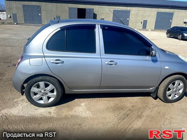 Сірий Ніссан Мікра, об'ємом двигуна 1.4 л та пробігом 300 тис. км за 3700 $, фото 1 на Automoto.ua