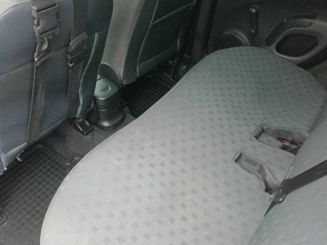 Серый Ниссан Микра, объемом двигателя 1.2 л и пробегом 249 тыс. км за 3500 $, фото 11 на Automoto.ua