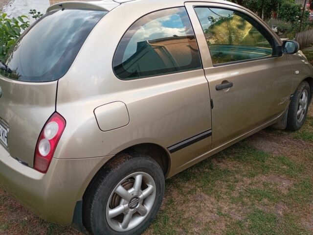 Серый Ниссан Микра, объемом двигателя 1.2 л и пробегом 180 тыс. км за 3300 $, фото 1 на Automoto.ua