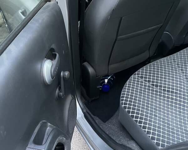 Серый Ниссан Микра, объемом двигателя 1.4 л и пробегом 136 тыс. км за 7000 $, фото 8 на Automoto.ua