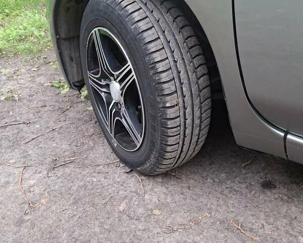 Сірий Ніссан Мікра, об'ємом двигуна 1.24 л та пробігом 134 тис. км за 5000 $, фото 14 на Automoto.ua