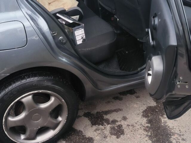 Серый Ниссан Микра, объемом двигателя 1.2 л и пробегом 163 тыс. км за 5200 $, фото 11 на Automoto.ua