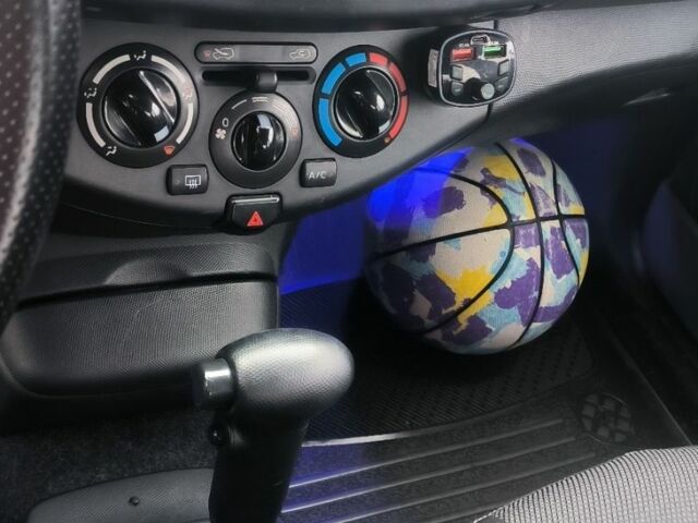 Серый Ниссан Микра, объемом двигателя 1.2 л и пробегом 163 тыс. км за 5200 $, фото 10 на Automoto.ua