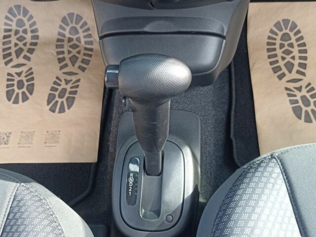 Серый Ниссан Микра, объемом двигателя 1.2 л и пробегом 222 тыс. км за 5500 $, фото 10 на Automoto.ua