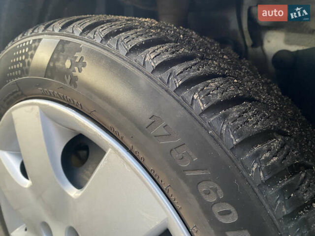 Серый Ниссан Микра, объемом двигателя 1.4 л и пробегом 117 тыс. км за 6790 $, фото 10 на Automoto.ua