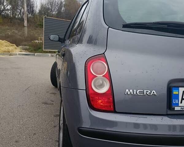 Серый Ниссан Микра, объемом двигателя 1.2 л и пробегом 150 тыс. км за 6400 $, фото 4 на Automoto.ua