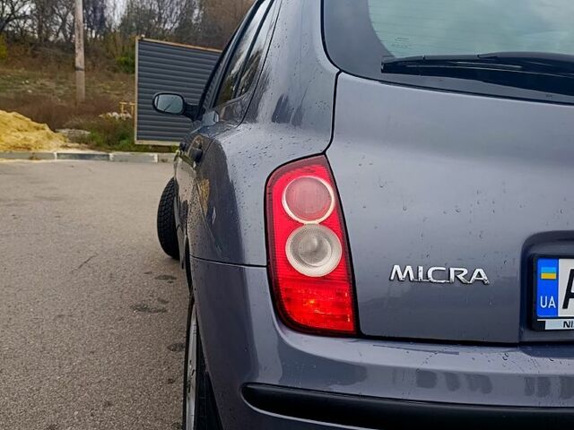 Сірий Ніссан Мікра, об'ємом двигуна 1.2 л та пробігом 150 тис. км за 6400 $, фото 4 на Automoto.ua