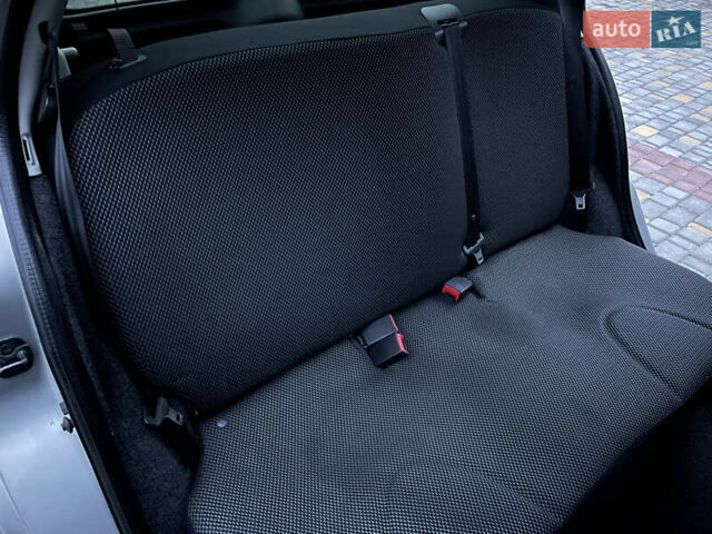 Сірий Ніссан Мікра, об'ємом двигуна 1.2 л та пробігом 127 тис. км за 5800 $, фото 35 на Automoto.ua