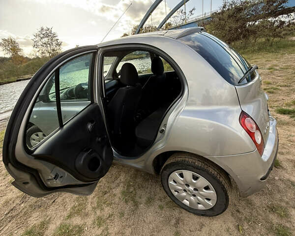 Серый Ниссан Микра, объемом двигателя 1.24 л и пробегом 168 тыс. км за 3600 $, фото 6 на Automoto.ua