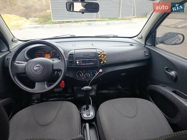 Серый Ниссан Микра, объемом двигателя 1.2 л и пробегом 150 тыс. км за 6400 $, фото 9 на Automoto.ua