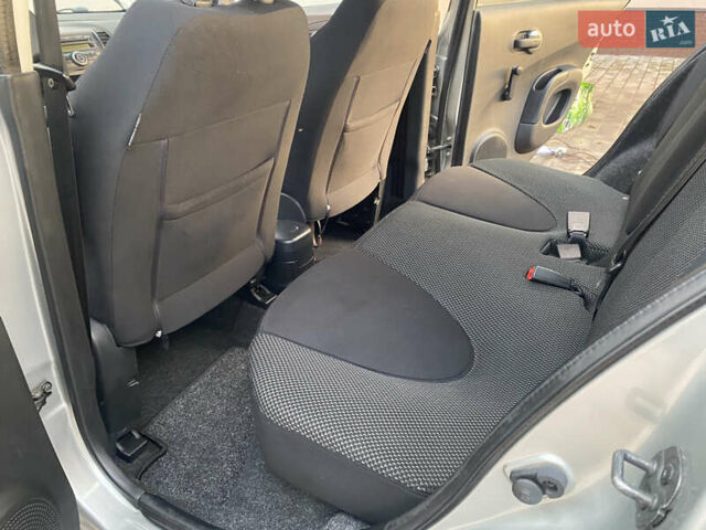 Сірий Ніссан Мікра, об'ємом двигуна 1.4 л та пробігом 117 тис. км за 6390 $, фото 20 на Automoto.ua