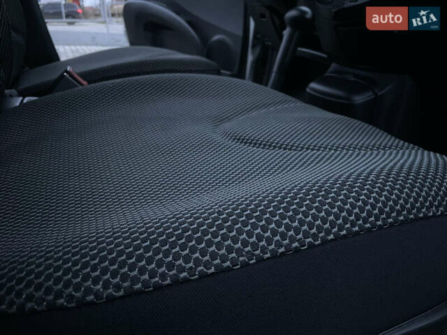 Сірий Ніссан Мікра, об'ємом двигуна 1.2 л та пробігом 127 тис. км за 5800 $, фото 31 на Automoto.ua