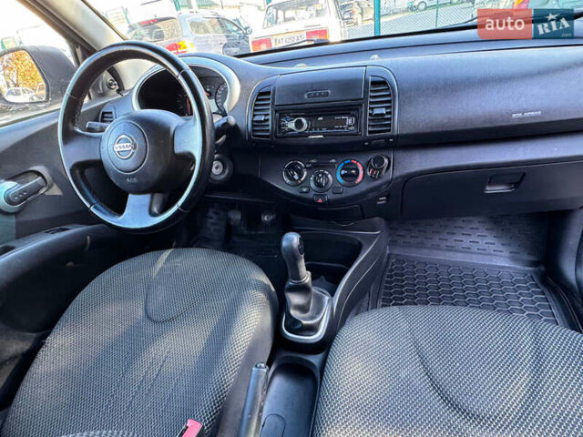 Серый Ниссан Микра, объемом двигателя 1.2 л и пробегом 245 тыс. км за 4500 $, фото 7 на Automoto.ua