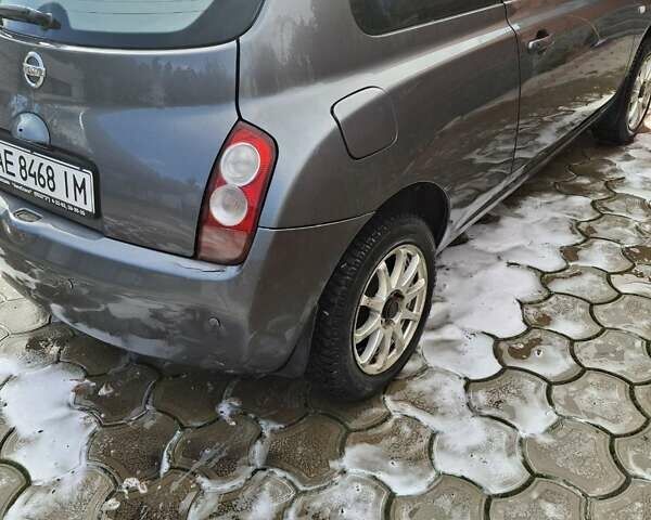 Серый Ниссан Микра, объемом двигателя 1.39 л и пробегом 160 тыс. км за 3500 $, фото 5 на Automoto.ua