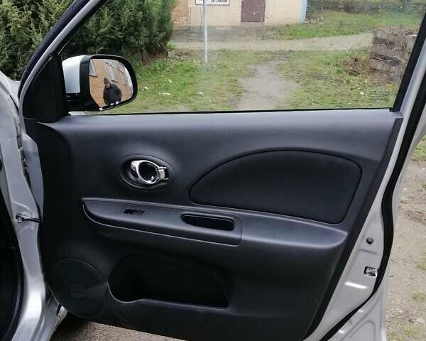 Сірий Ніссан Мікра, об'ємом двигуна 1.2 л та пробігом 91 тис. км за 7500 $, фото 17 на Automoto.ua