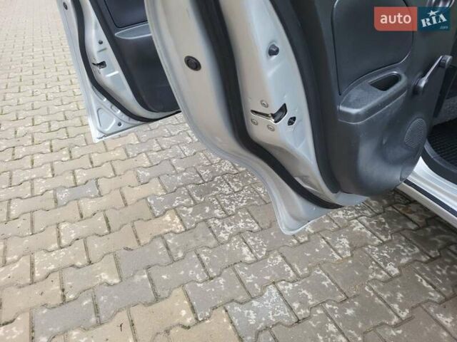 Сірий Ніссан Мікра, об'ємом двигуна 1.2 л та пробігом 168 тис. км за 6999 $, фото 74 на Automoto.ua