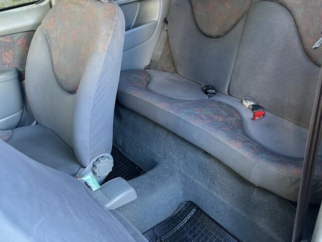 Серый Ниссан Микра, объемом двигателя 1 л и пробегом 203 тыс. км за 3000 $, фото 9 на Automoto.ua