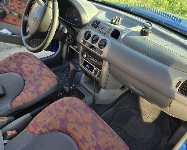 Синий Ниссан Микра, объемом двигателя 1 л и пробегом 118 тыс. км за 2700 $, фото 7 на Automoto.ua