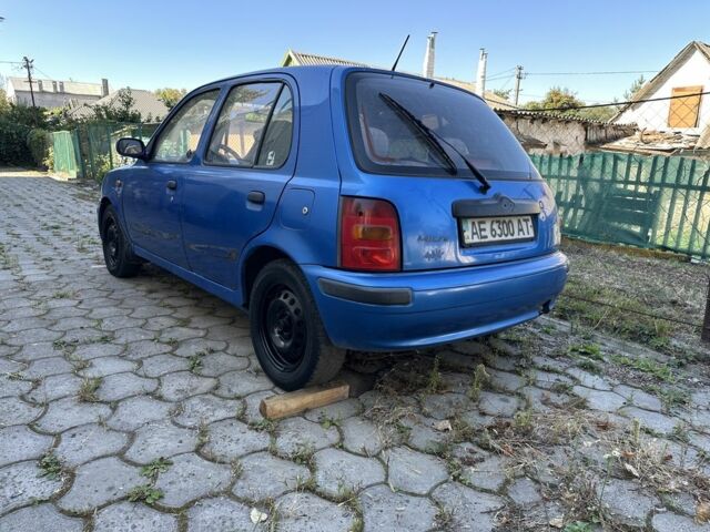 Синий Ниссан Микра, объемом двигателя 1 л и пробегом 200 тыс. км за 900 $, фото 3 на Automoto.ua