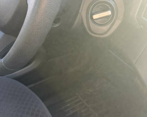 Синий Ниссан Микра, объемом двигателя 1.39 л и пробегом 185 тыс. км за 4500 $, фото 18 на Automoto.ua