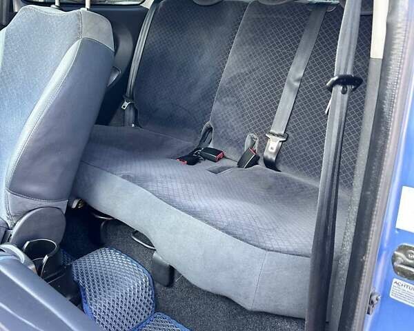 Синий Ниссан Микра, объемом двигателя 1.5 л и пробегом 252 тыс. км за 4100 $, фото 25 на Automoto.ua