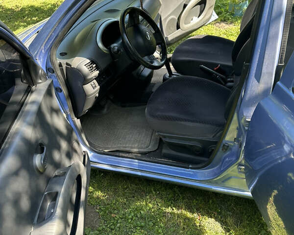 Синій Ніссан Мікра, об'ємом двигуна 1.39 л та пробігом 200 тис. км за 4200 $, фото 3 на Automoto.ua