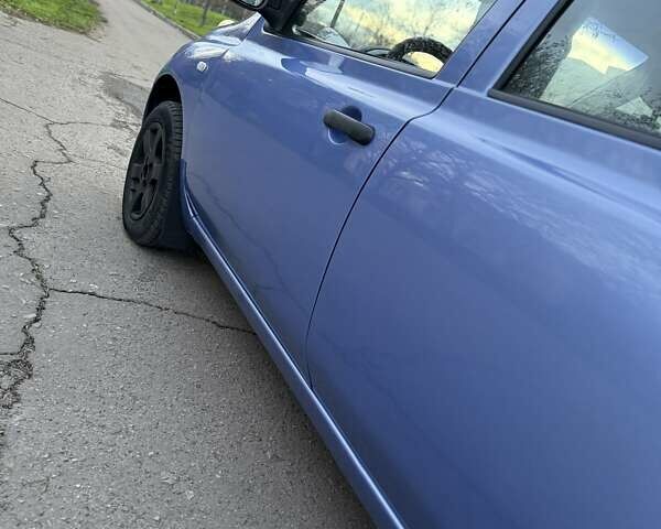 Синий Ниссан Микра, объемом двигателя 1.24 л и пробегом 160 тыс. км за 4200 $, фото 10 на Automoto.ua