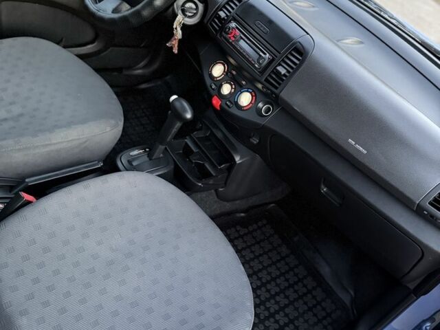 Синий Ниссан Микра, объемом двигателя 1.2 л и пробегом 160 тыс. км за 4200 $, фото 13 на Automoto.ua