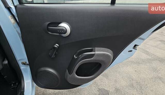 Синий Ниссан Микра, объемом двигателя 1.4 л и пробегом 148 тыс. км за 6400 $, фото 21 на Automoto.ua