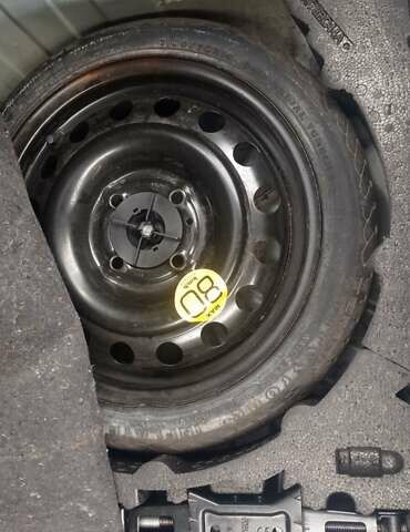 Синий Ниссан Микра, объемом двигателя 1.24 л и пробегом 170 тыс. км за 4200 $, фото 12 на Automoto.ua