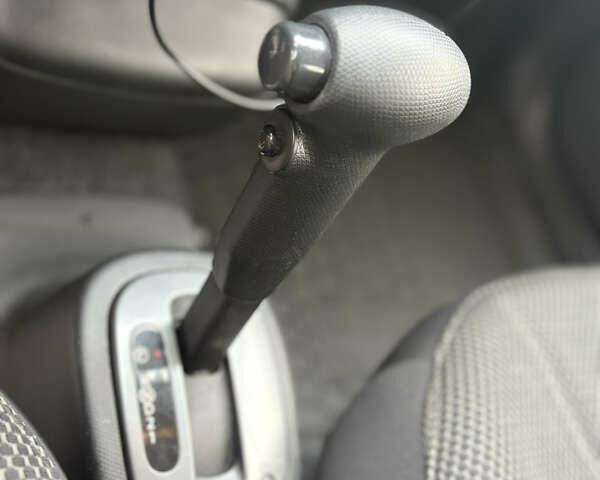 Синий Ниссан Микра, объемом двигателя 1.24 л и пробегом 150 тыс. км за 6400 $, фото 10 на Automoto.ua