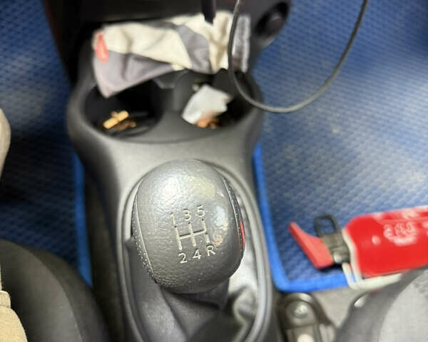 Синій Ніссан Мікра, об'ємом двигуна 1.2 л та пробігом 96 тис. км за 5700 $, фото 12 на Automoto.ua