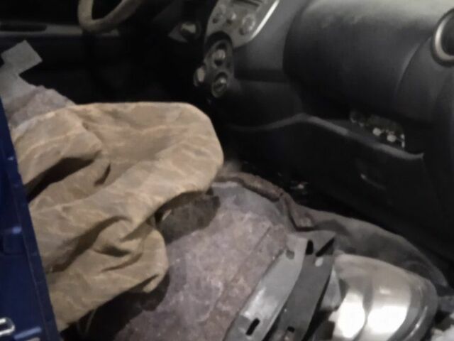 Синий Ниссан Микра, объемом двигателя 1.2 л и пробегом 75 тыс. км за 3500 $, фото 6 на Automoto.ua