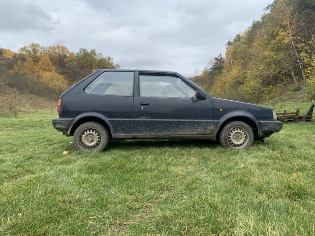 Ниссан Микра 1982 в Ровно на Automoto.ua Синий Ниссан Микра, объемом двигателя 0 л и пробегом 999 тыс. км за 452 $, фото 2 на Automoto.ua
