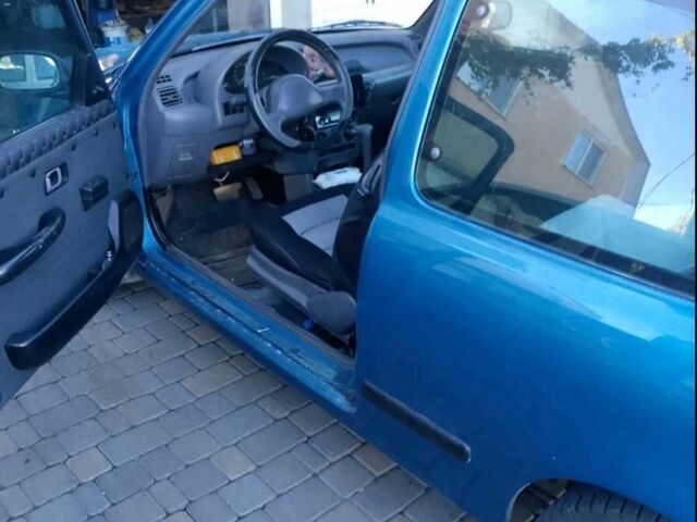 Синій Ніссан Мікра, об'ємом двигуна 1.3 л та пробігом 251 тис. км за 2800 $, фото 2 на Automoto.ua